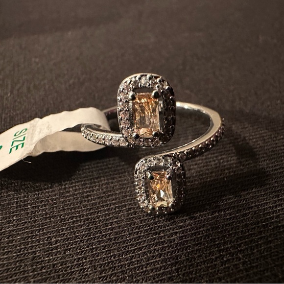 🤎 Smokey Topaz CZ Necklace & Ring Set – Hematite Plating – Bomb Party ✨ - Picture 7 of 10